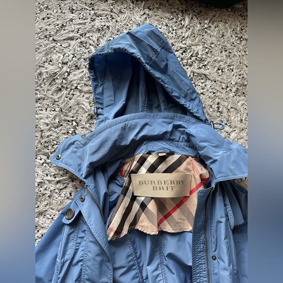 Light blue Burberry Trench Coat - Picture 11 of 14